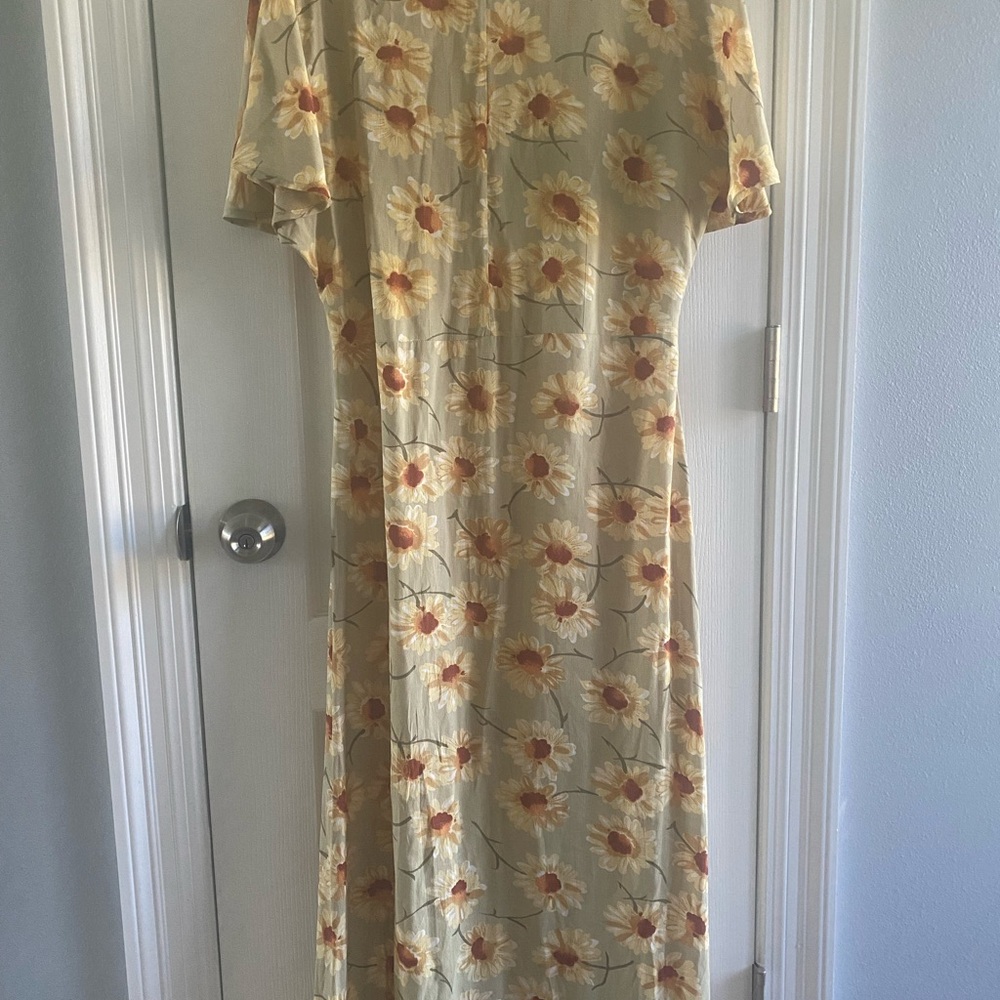 Beautiful Christy Dawn dress. New without tags. - Picture 8 of 8